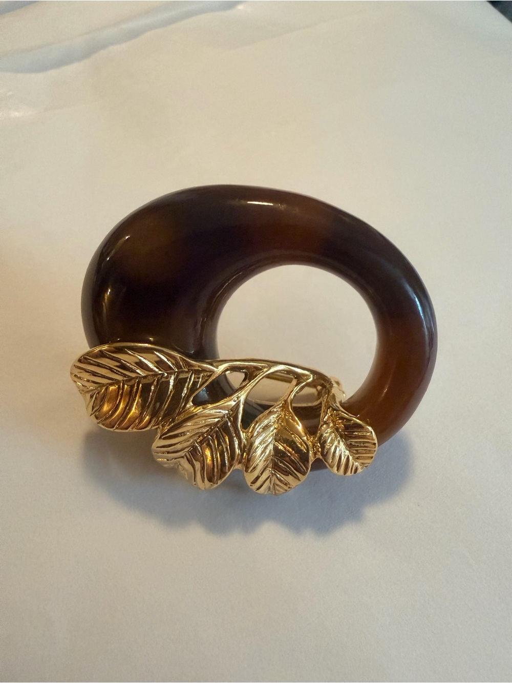 Vintage Gold Leaf Brown Resin Statement Brooch